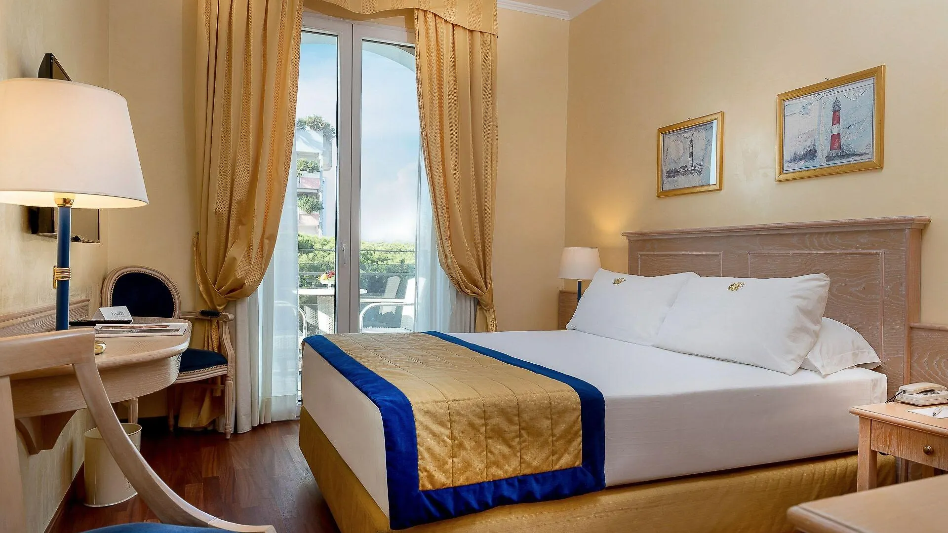 Hotel De Londres Римини 4*,  Италия