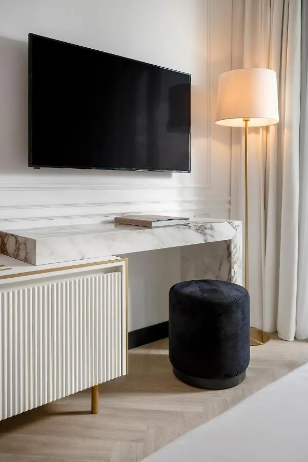Hotel De Londres Римини