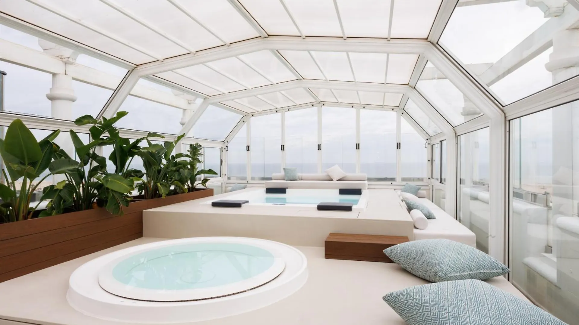 Hotel De Londres Римини 4*,