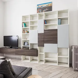 https://wide-and-bright-apartment-next-to-metro-station-pacini.it-lombardy.com