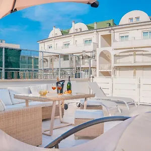 https://la-maricita-rimini.emilia-romagnahotels.net
