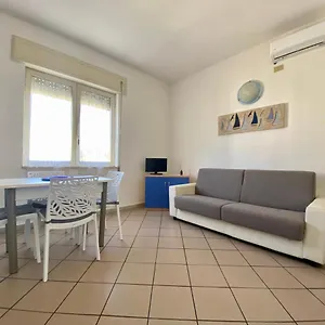  Apartment Tirreno Italien