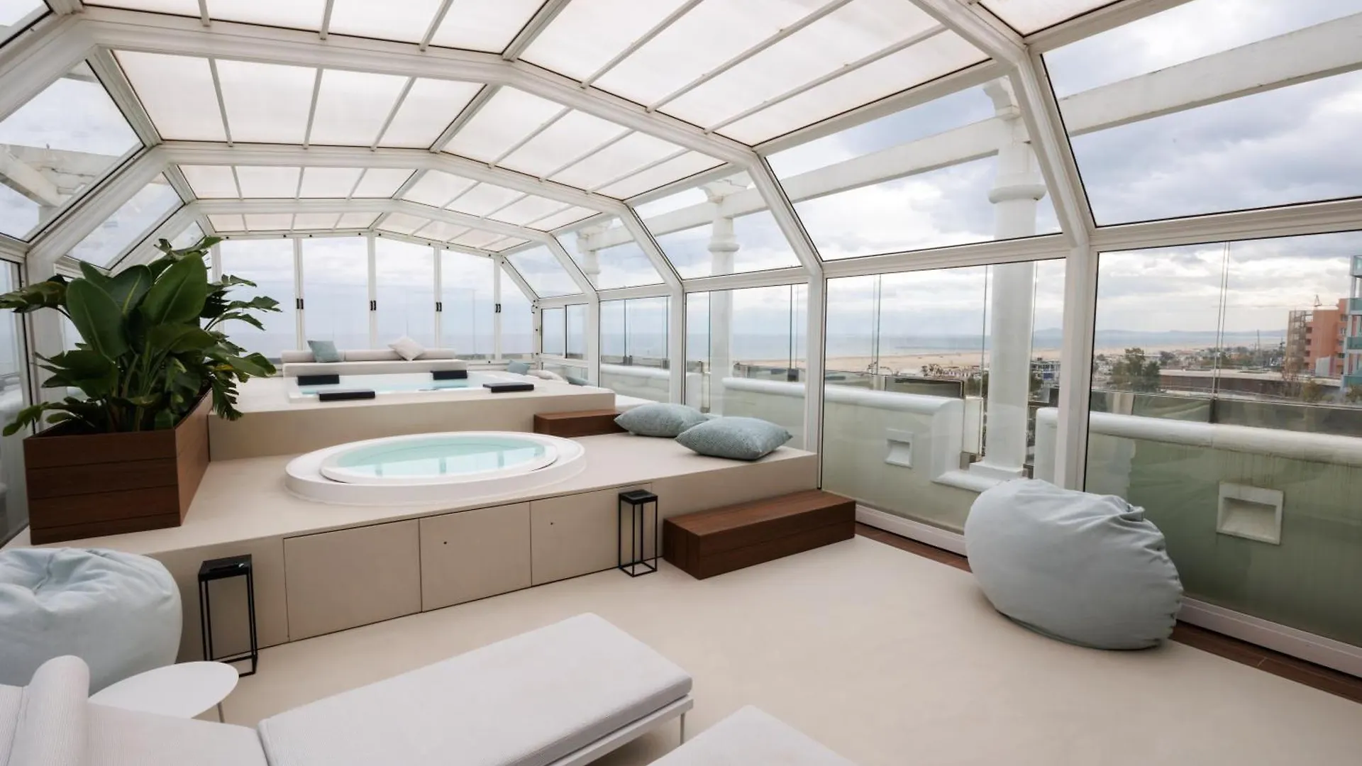 Hotel De Londres Rimini 4*,  Italia